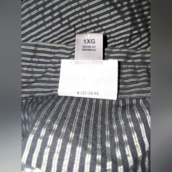 WORTHINGTON WOMAN STRETCH TOP - Picture 11 of 12